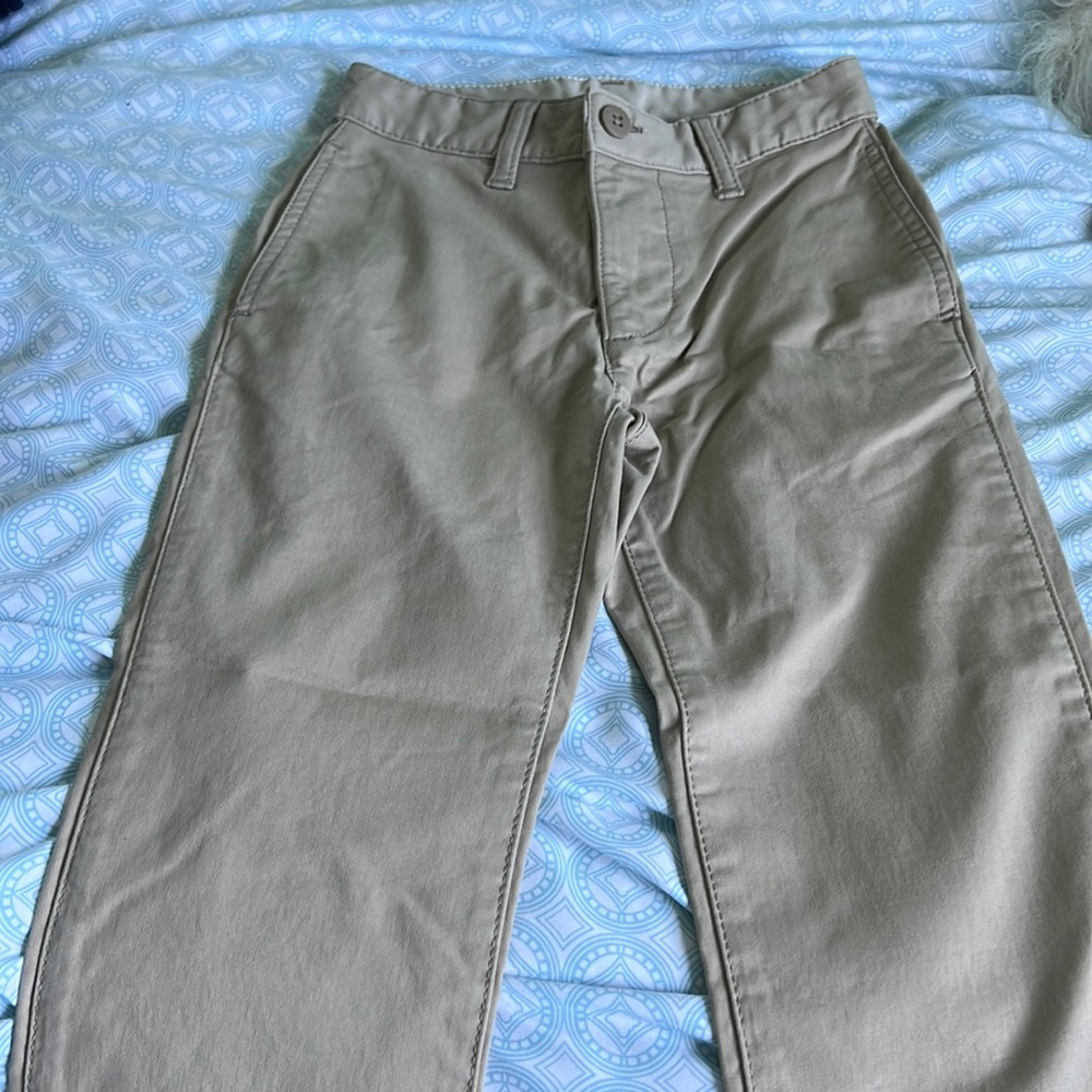 Gap kids khaki pants size 6